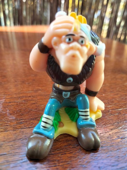 Syn Olafa Wiking  - figurka z Asterix i Wikingowie kinder niesp