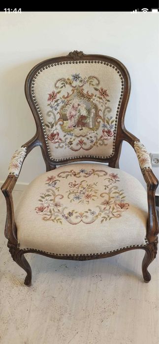 Fotele w stylu ludwikowskim