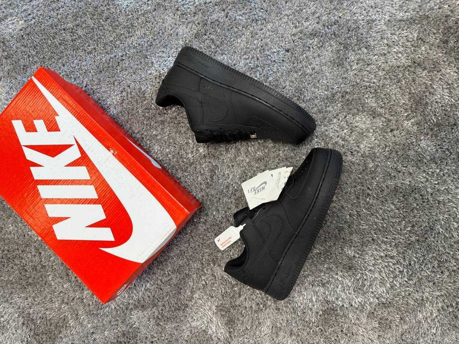 Кросівки Nike Air Force 1 low Black Classic чорні найк аір форс форсы