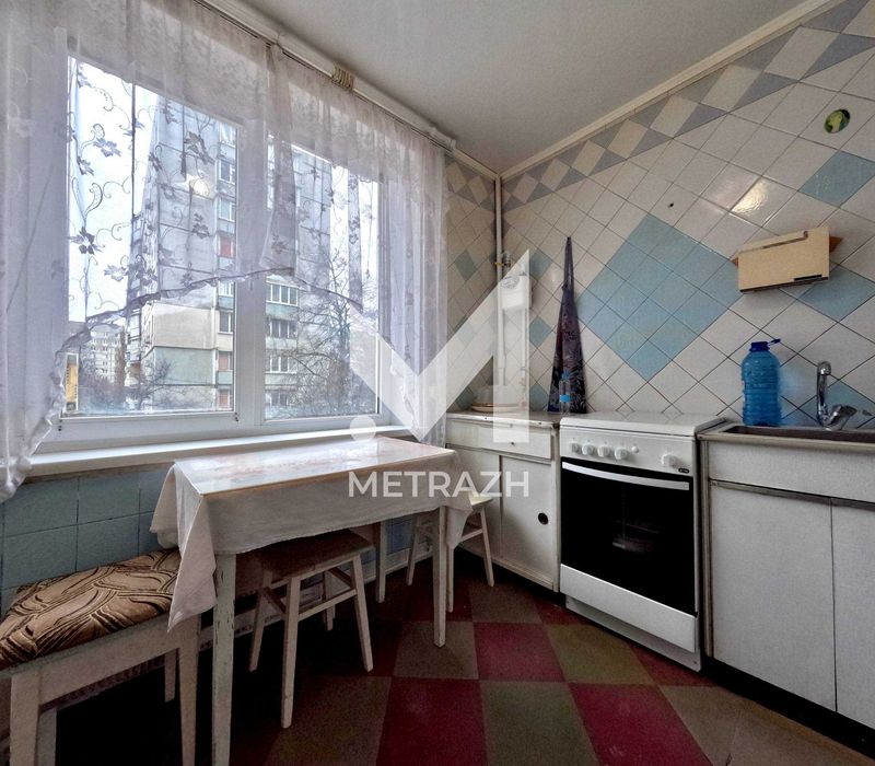 Продам 3 к. квартиру Академика Павлова метро Салтовское 524 м/н