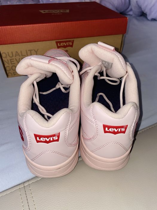 Buty levis 39 nowe