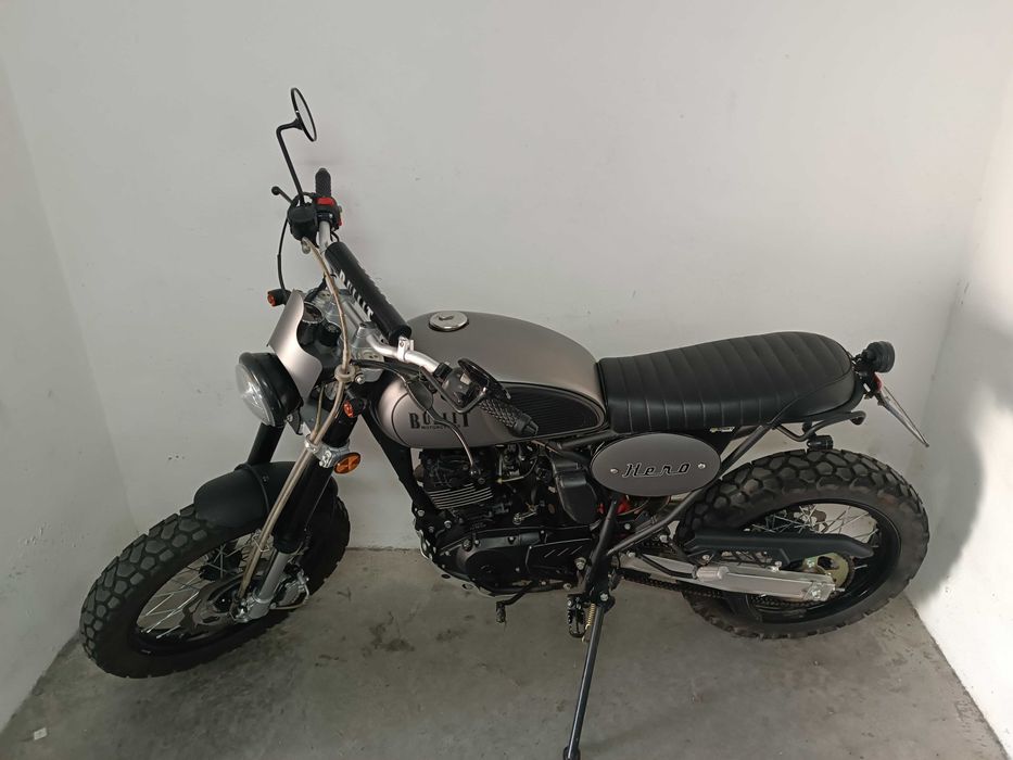 Bullit Hero 125 - A scrambler TT