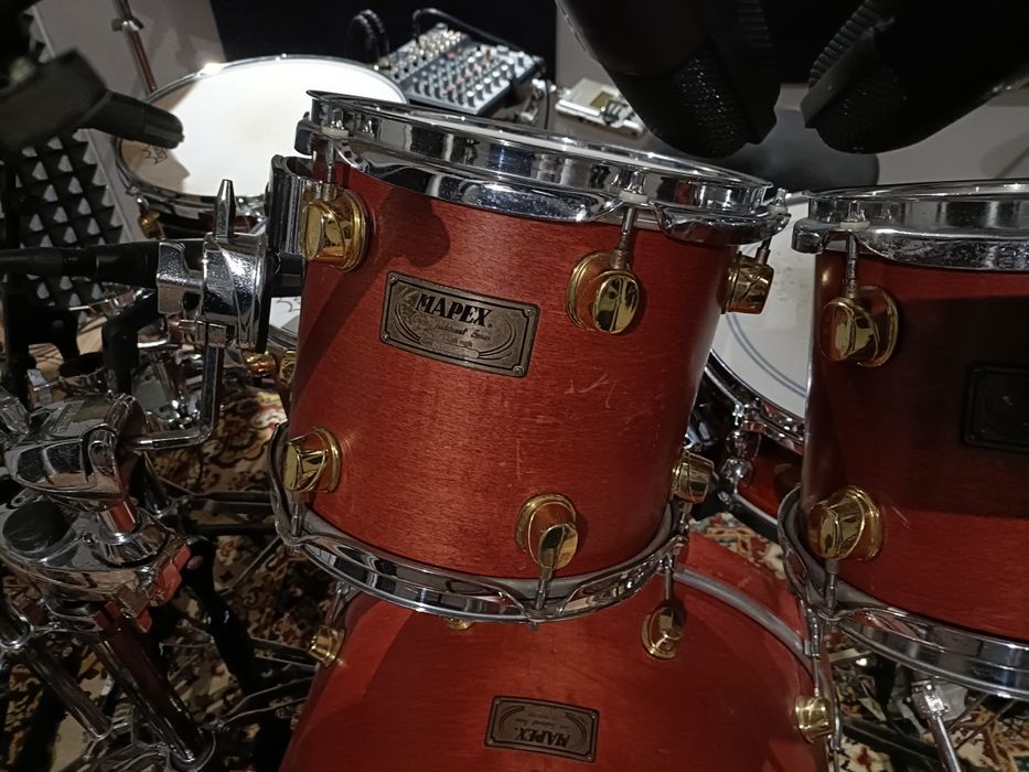 Bateria Mapex Orion com tarola Mapex Black Panther