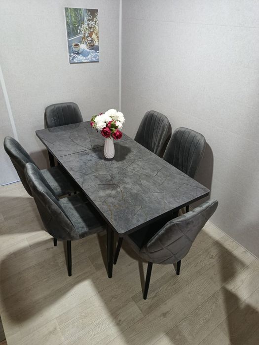 Комплект обідній стіл та 4/6 стільців