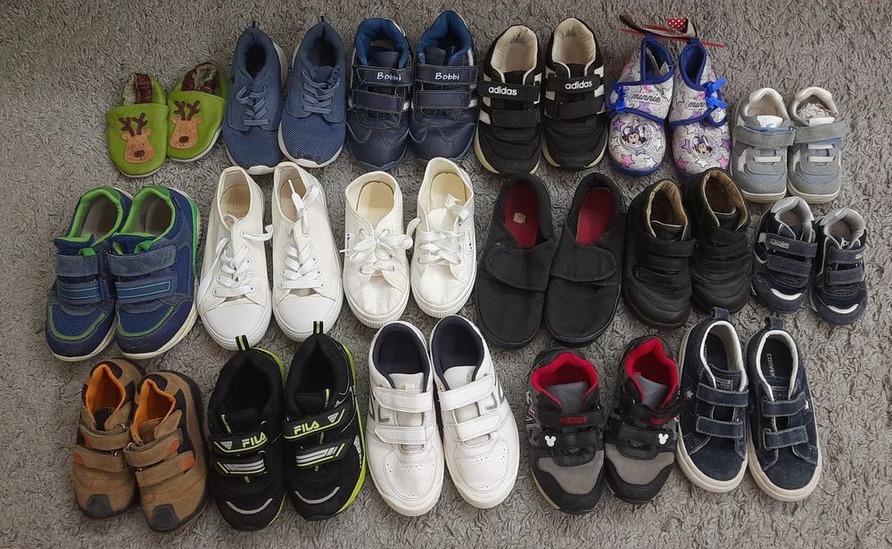 Взуття дитяче різне,літо ,осінь,зима кросівки,санділі,кеди