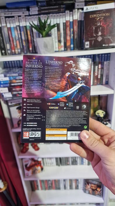 Devil May Cry 5 + Definitive Edition