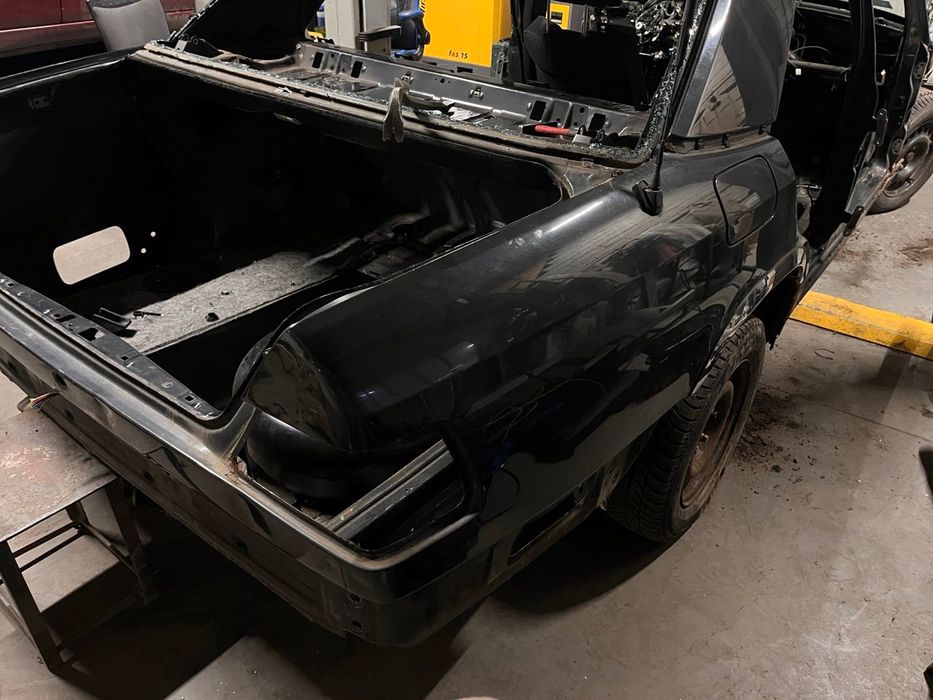 Mercedes 124 na części