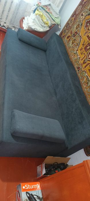 Прямой диван с механизмом трансформации «еврокнижка»