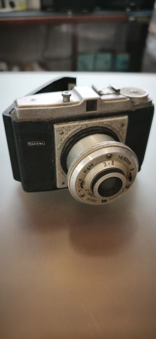 câmera fotográfica retro DACORA para recuperar