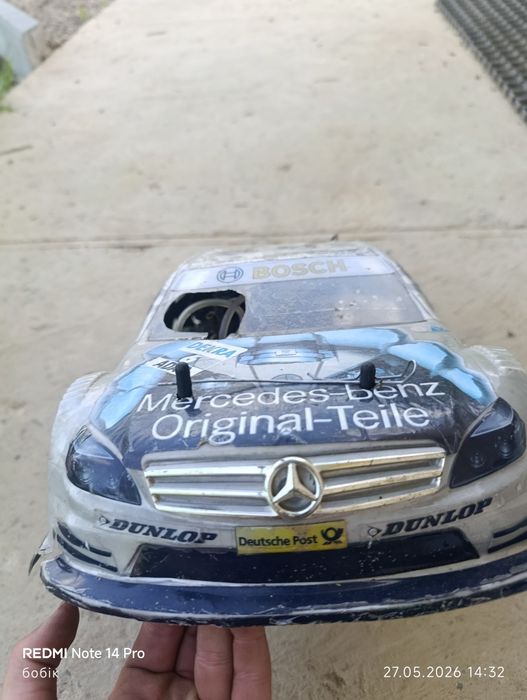 Машинка mercedes-benz