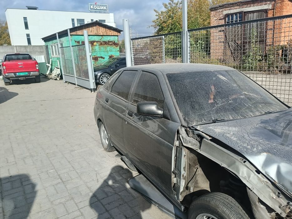 продам LADA-2172.