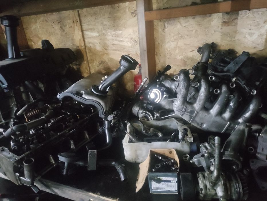 Silnik VW t5 2.5TDI na części blok głowica turbo koła zębate kolektor