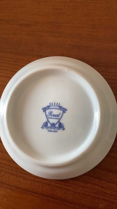 Pratos decorativos barro cozido vidrado CADA