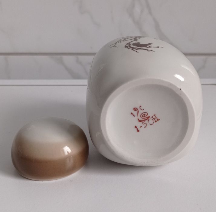 Баночка, ємність для чайного листа