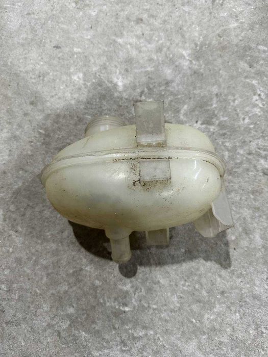 Бачок расширительный Opel corsa 00-06. 09129170