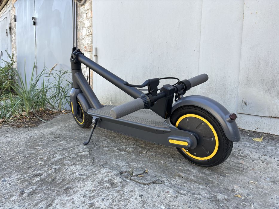 Продам електросамокат KUGOO  G30 Max 500W 18h сірий