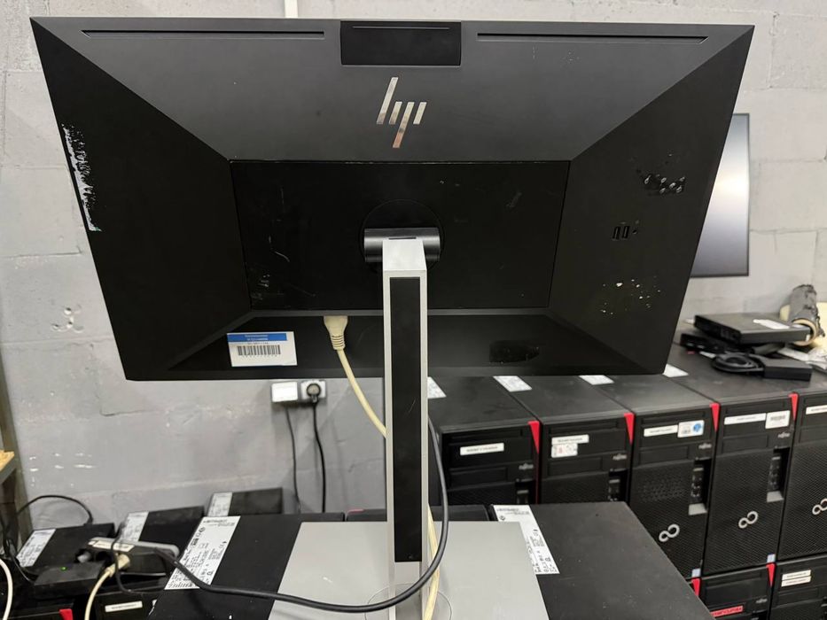 HP E27d G4 27” QHD 2K IPS 75Hz USB-C 100W Монітор Док-станція Камера