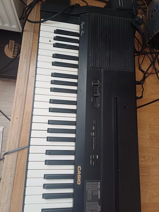 Синтезатор Casio CPS 700