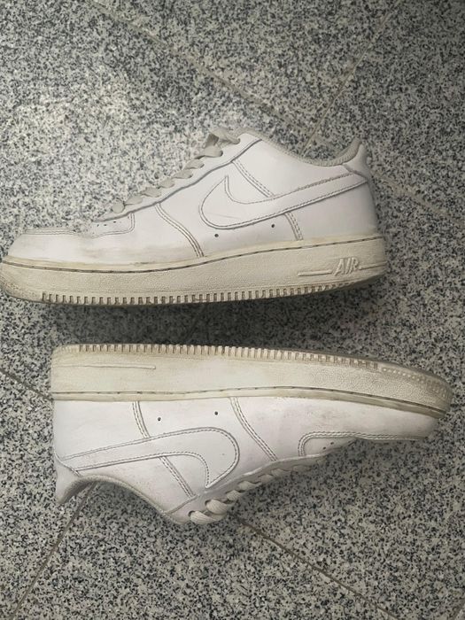 Air Force brancos em bom estado