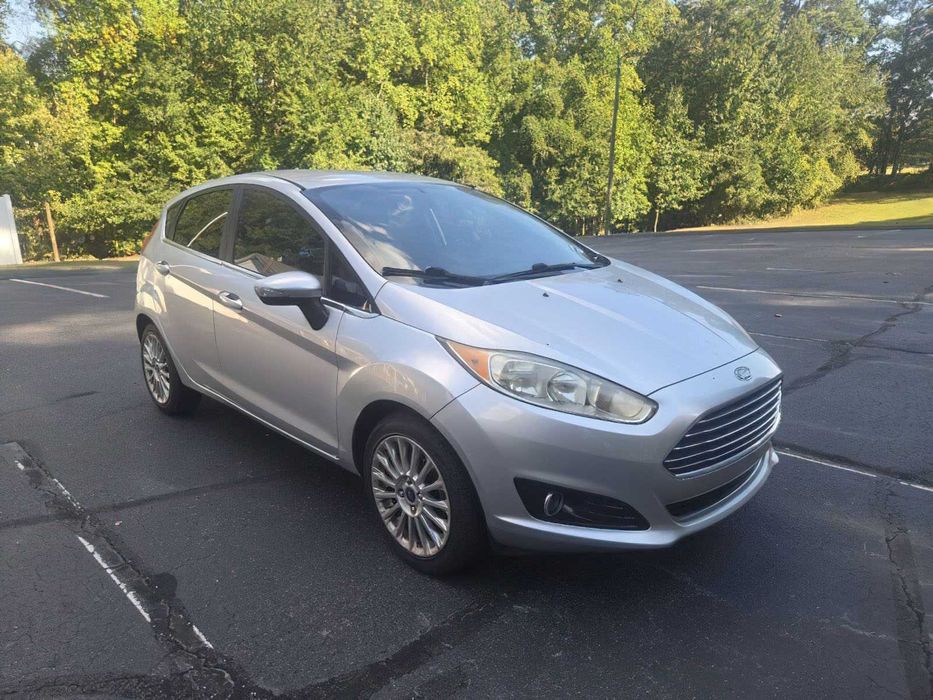 Ford Fiesta Titanium      2016