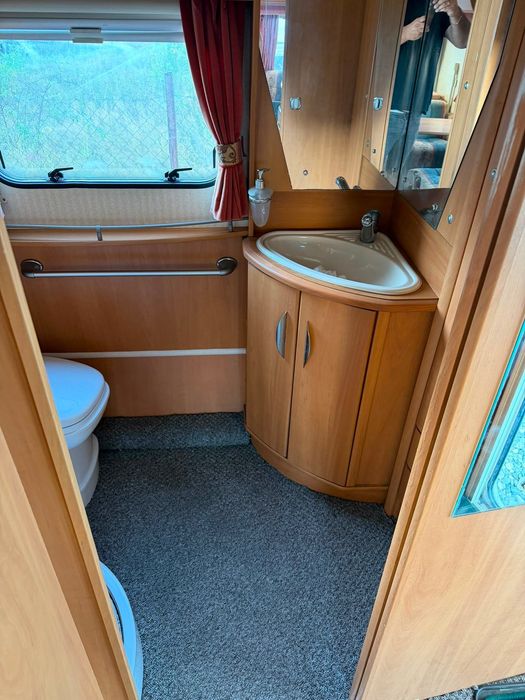 Будинок на колесах,кемпінг SWIFT MERIDIAN