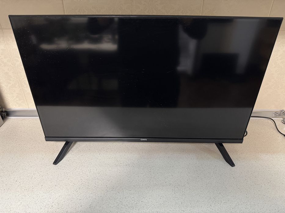 Телевізор 32 дюйма ,Chiq