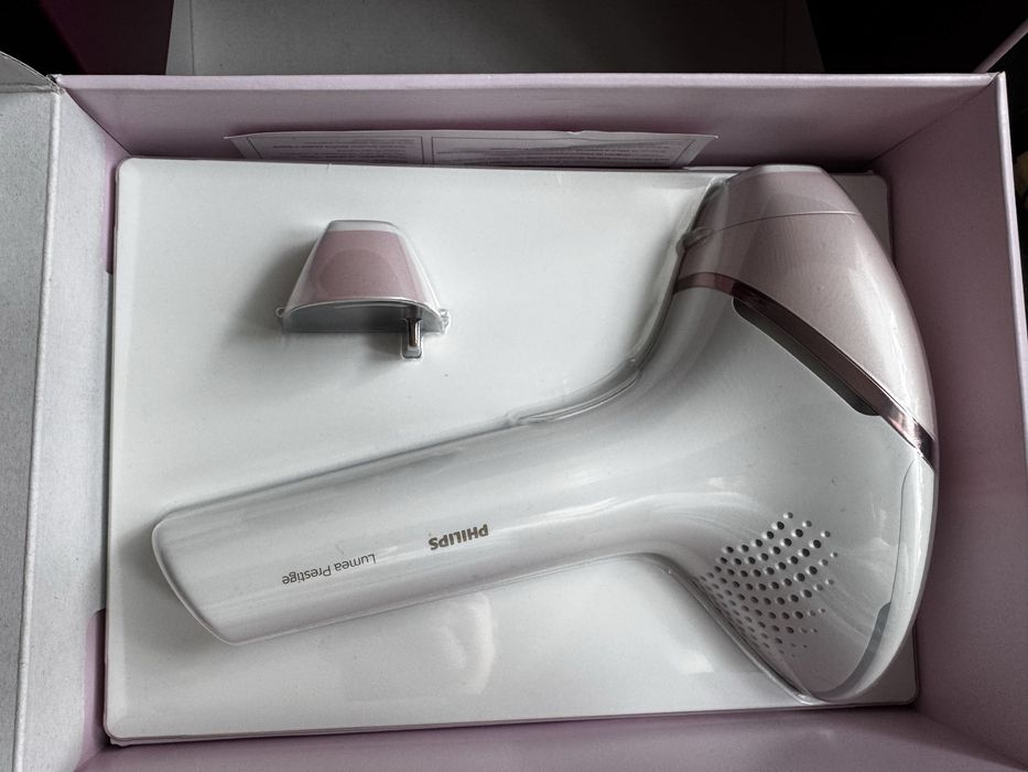Depilator Philips Lumea Prestige BRI950