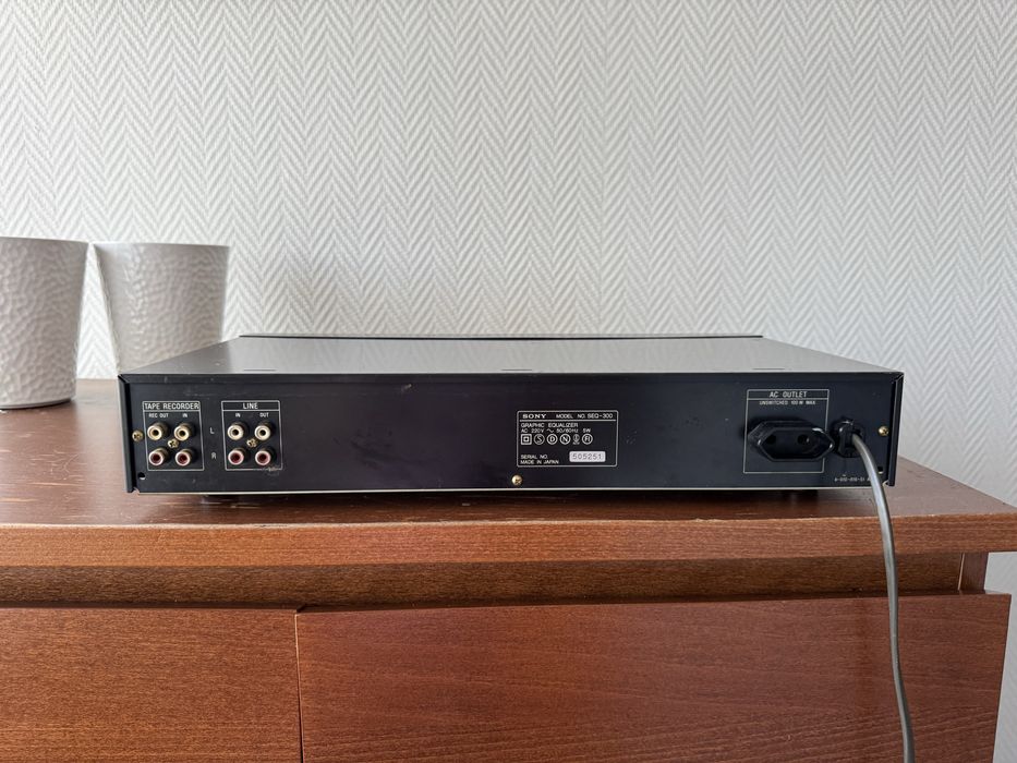 Equalizer Sony SEQ-300