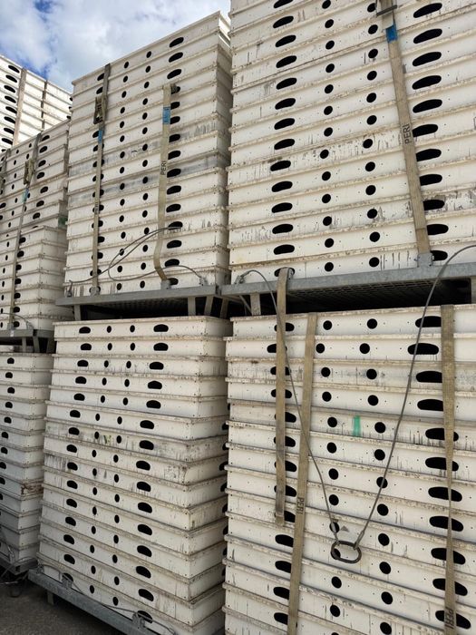 Zestaw szalunku stropowego Peri Skydeck 1016m2 + osprzęt