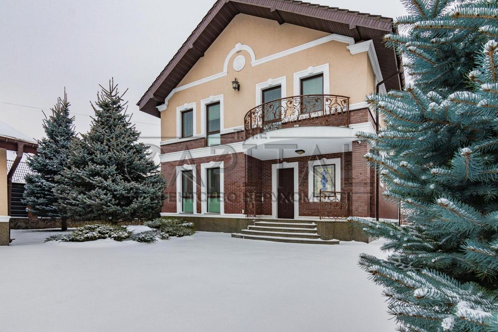 Продажа дома с бомбоубежищем, с. Хотов