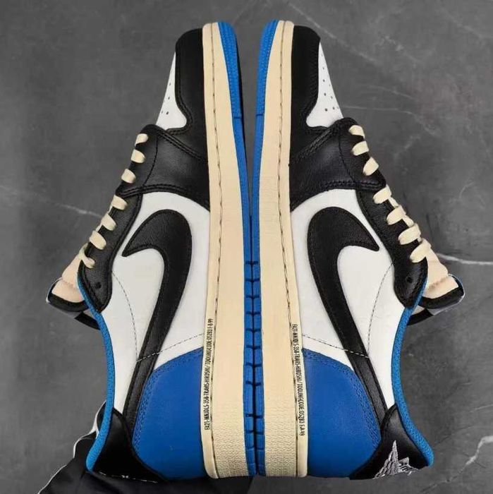Jordan 1 Retro Low OG SP Travis Scott Fragment R.45