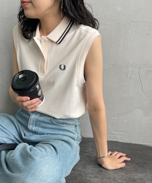 Жіноча майка FRED PERRY