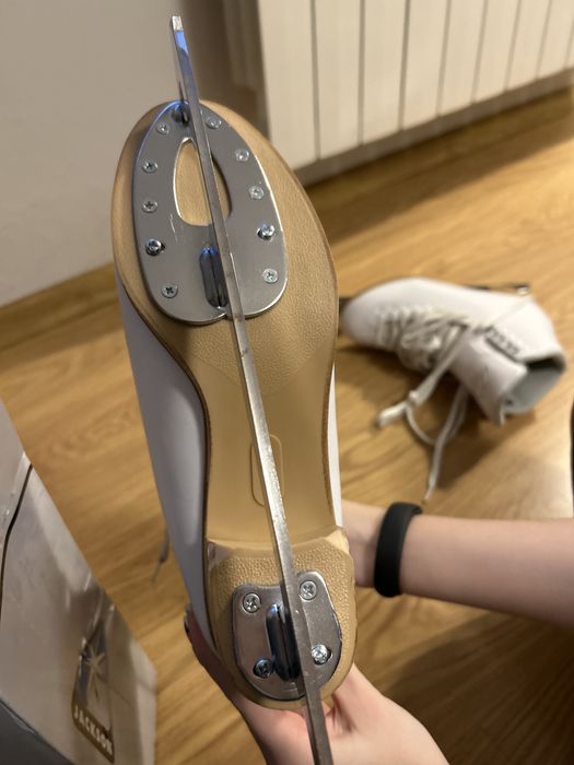 Łyżwy figurowe Jackson 500 rozmiar 8- 39,5 super stan