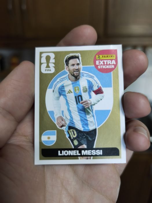 OPORTUNIDADE: Cromo Dourado Messi Panini 2026 -EXCELENTE estado!