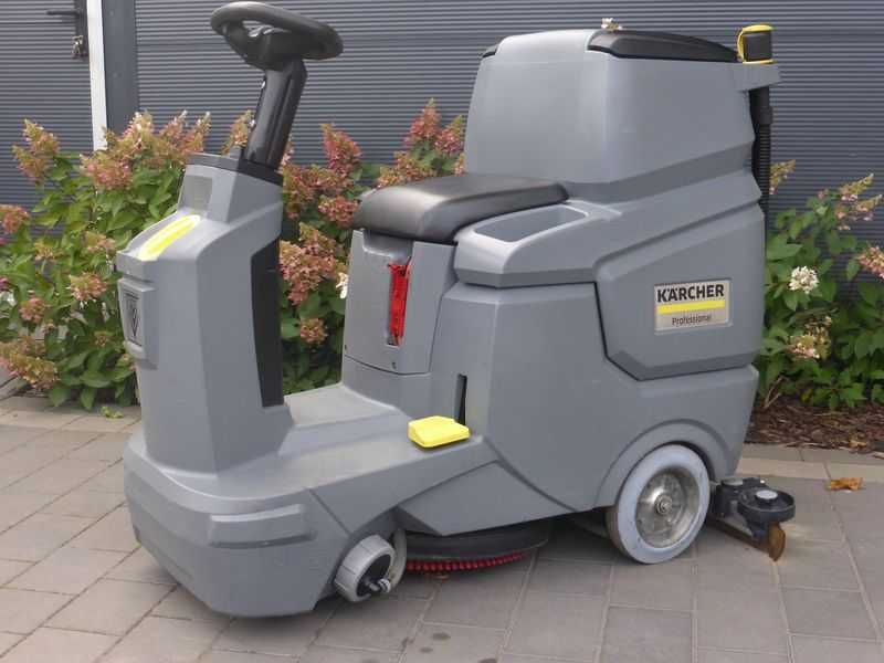 Szorowarka ,zmywarka KARCHER BD 50/70 R Bp -Super stan