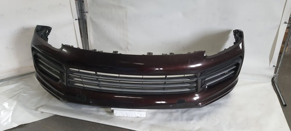 Передній бампер  Porsche Cayenne 9Y