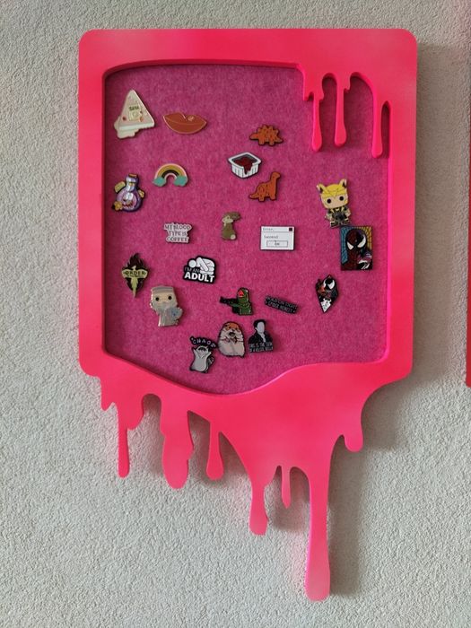 Ręcznie robiona tablica na PINY i RZEPY – Drip Pink – Handmade!