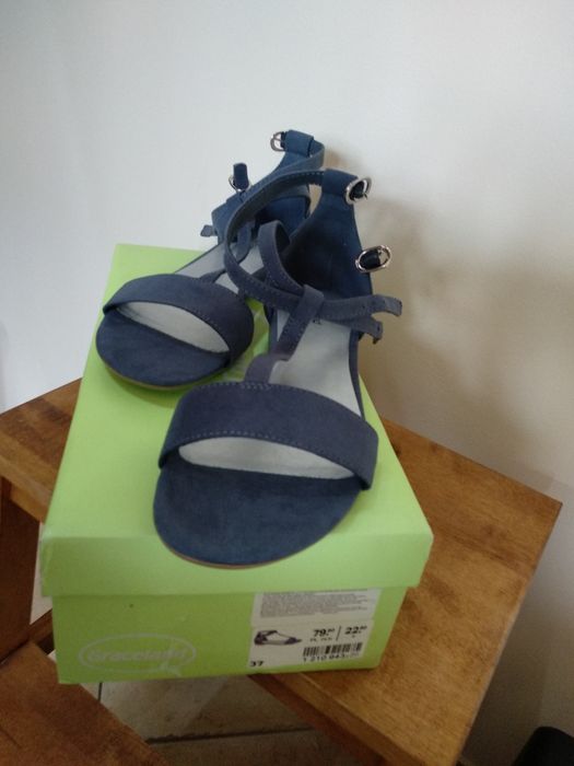 Buty sandały 37 kolor pastelowy niebieski nowe