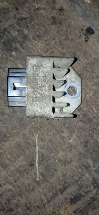 Продам реле зарядки на Honda dio af 18 E