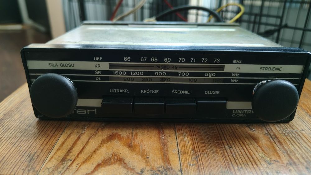 Radio PRL  Safari  SMT-301 do naprawy