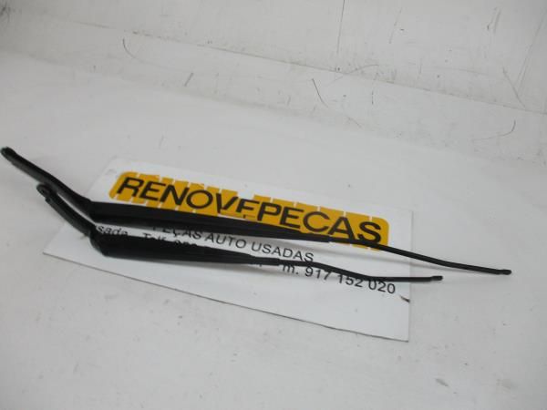 Haste / braço de escova limpa vidros frente direita RENAULT Clio IV (B