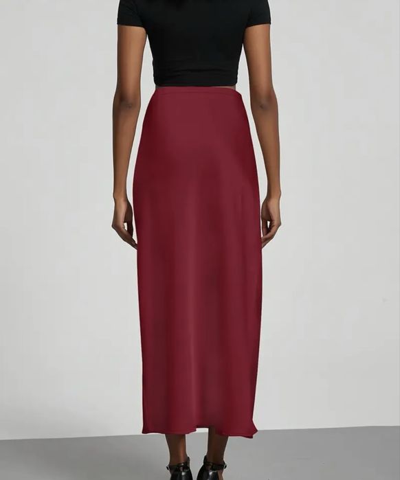 Спідниця міді з атласу