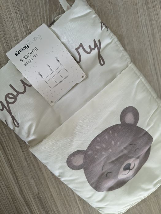 Organizer na łóżeczko