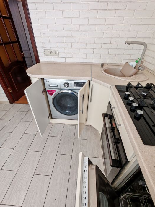 2к в центре Дружковки с евроремонтом лифт Французская 79 ледовая арена