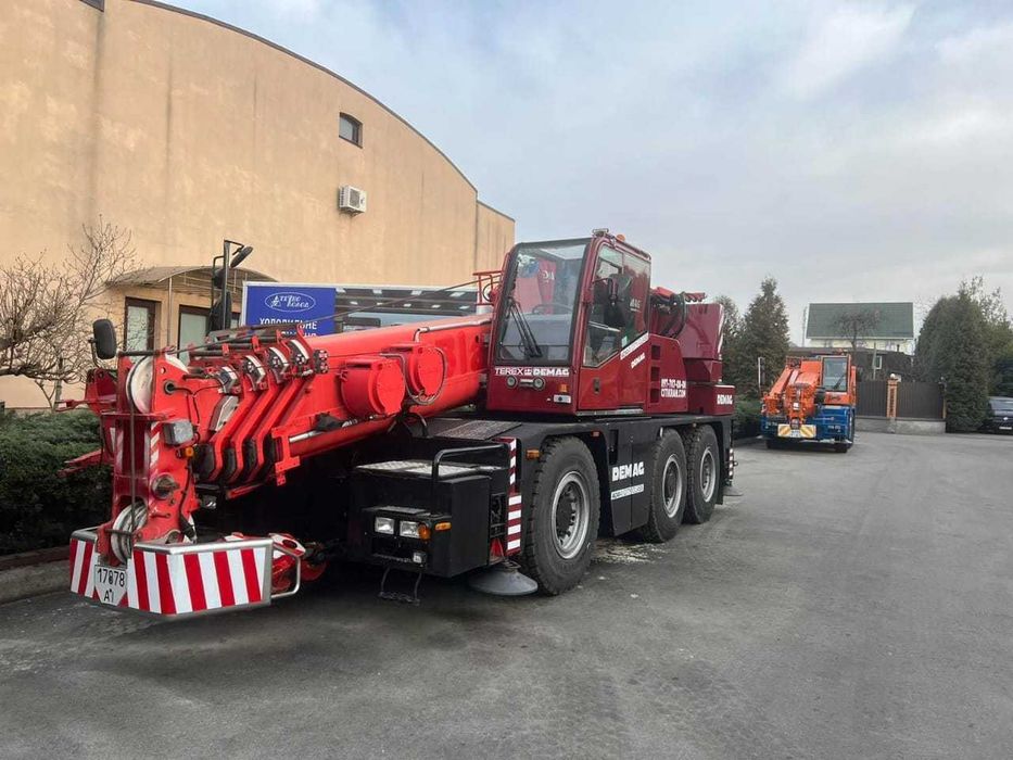 Послуги автокрана 25т - 250т