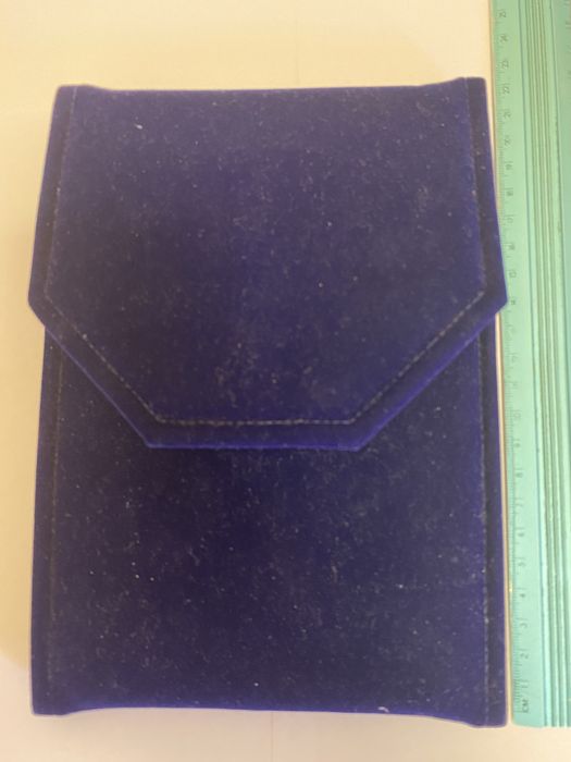 Оксамитовий конверт SINGAPORE GEMS & metals co. (pte) ltd