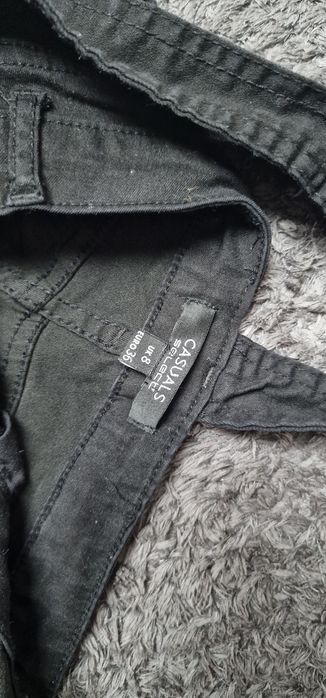 Krótkie spodenki ogrodniczki r. S