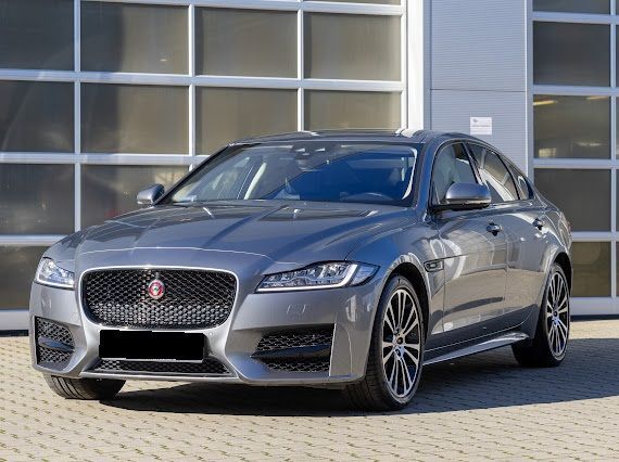 Jaguar XF zadbany, niski przebieg, krajowy