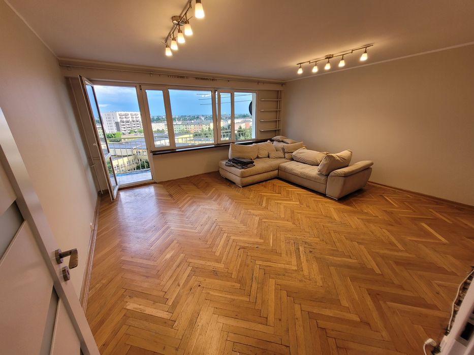 3-pokojowe 62 m², odświeżone, balkon, panoramiczny widok, idealne dla pary, Prusa 4