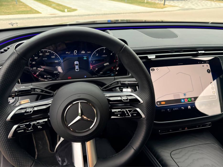 Mercedes-Benz E-Class 2024